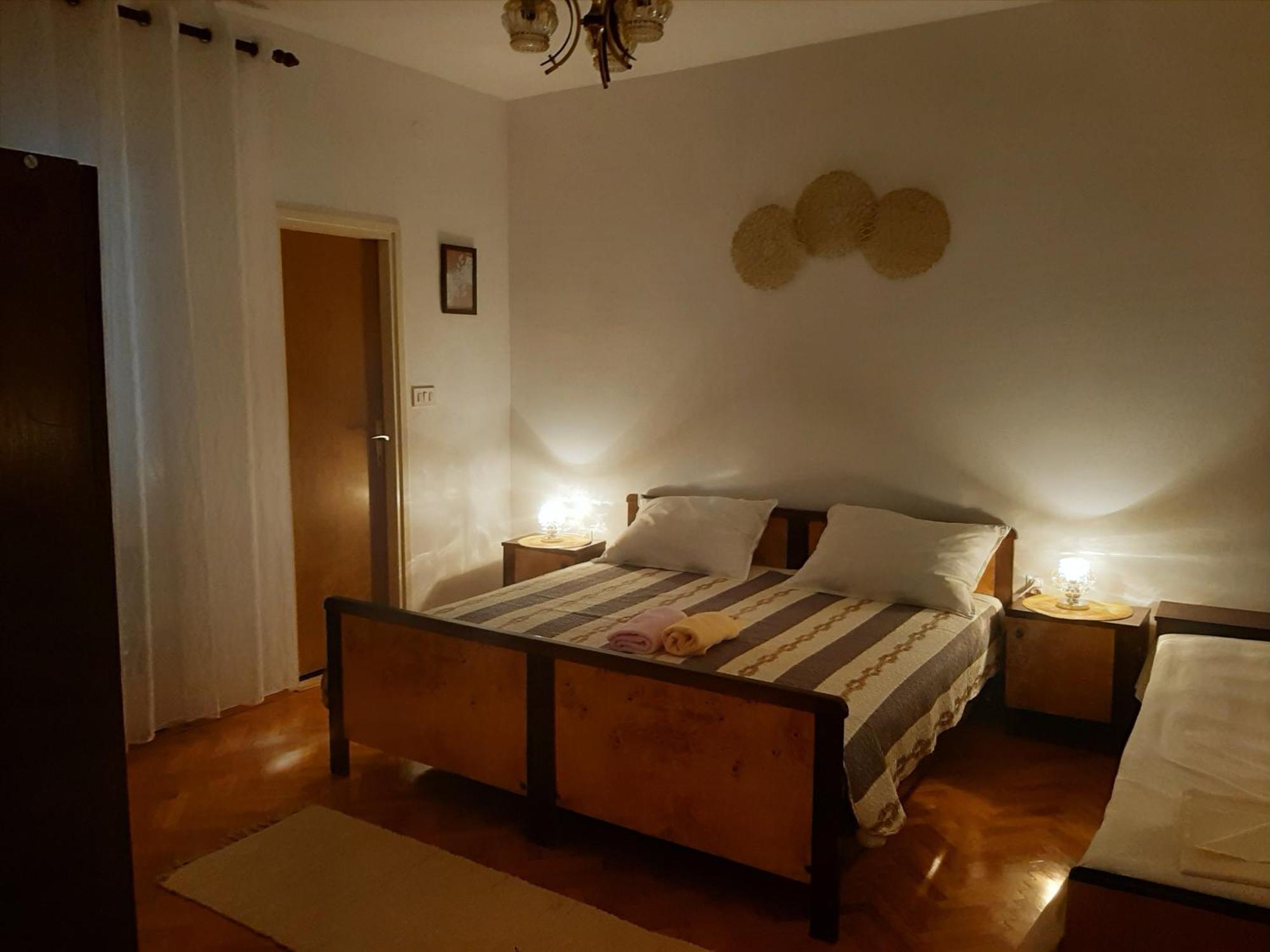 Apartments And Rooms Ljubica Lun  Exterior foto